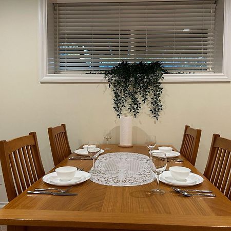 A Private Suite In Port Moody Esterno foto